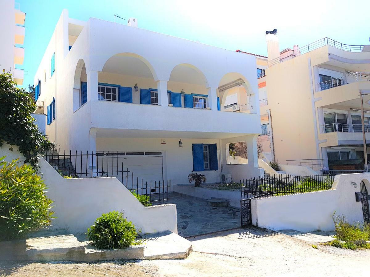 Villa Blue. Two Storey House, 100 Meters From Sea Rafína Exterior foto